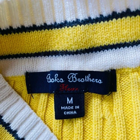 Brooks Brothers Women’s Yellow Cable Knit Tennis V-Neck Vest Sweater Cotton Sz M - Picture 8 of 9